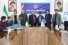 نشست صمیمانه رئیس جهاددانشگاهی استان اردبیل با همکاران واحد به مناسبت جشن پایان سال و تقدیر از جهادگران