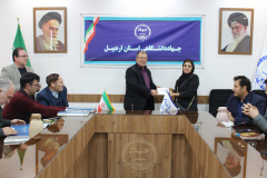 نشست صمیمانه رئیس جهاددانشگاهی استان اردبیل با همکاران واحد به مناسبت جشن پایان سال و تقدیر از جهادگران