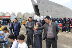 بازدید همکاران جهاددانشگاهی استان اردبیل از نمایشگاه دفاع مقدس به مناسبت هفته دفاع مقدس